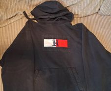 Tommy Hilfiger, Armani EA7