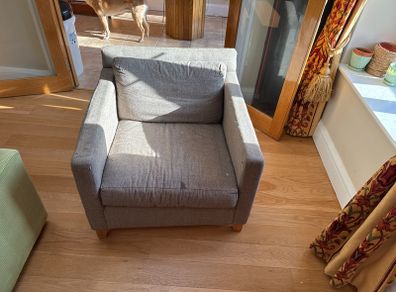 Free Arm Chair