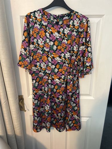 V by very dress
