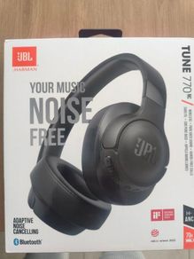 JBL Live 770NC wireless overear