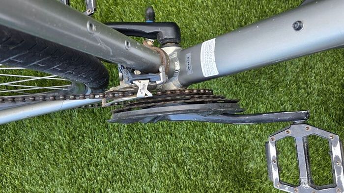 Giant Escape hybrid bicycle Large