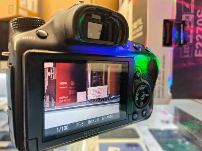 Sony Alpha SLT-A58 20.4MP Digital SLR Camera, Comes with the Battery and its Charger