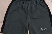 Size  m slim nike