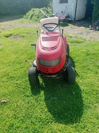 Castle garden  lawnmower