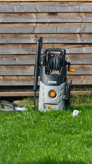 Power washer like new. Used max 3 times