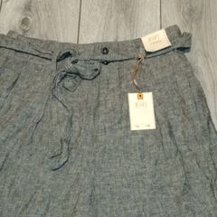 ladies trousers 18 euro or 14 starling looking for 12.