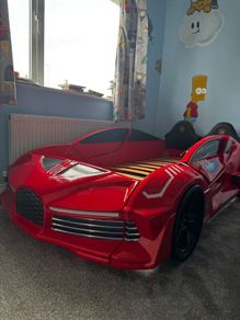 Kids Bugatti Chiron Style Race Car Bed  Red