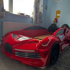 Kids Bugatti Chiron Style Race Car Bed  Red