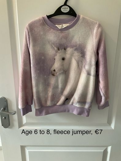 Girls jumper, age 6 to 8