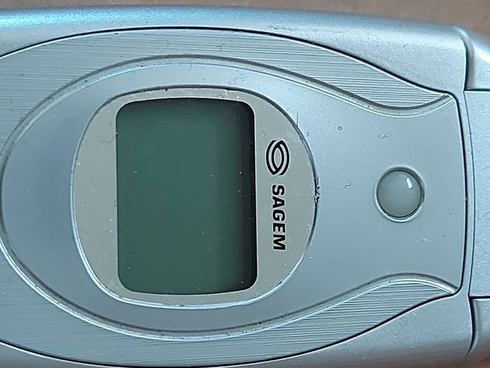 Sagem myC3-2 in like new condition, extremely rare retro mobile phone, Meteor network