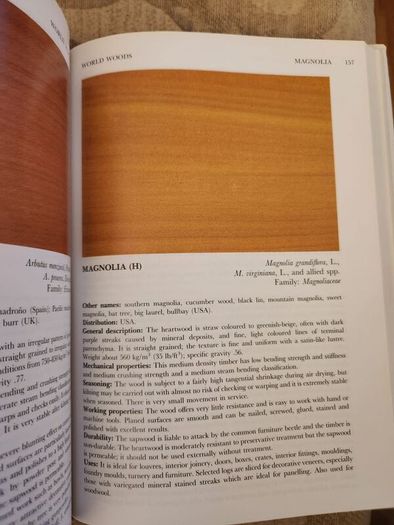 World Woods In Colour. By William  A. Lincoln. Hardback With Dustjacket In Very Good The Making Of Modern Ireland.  Geoff Robinson.  A Alternative  History.  First Edition Hardback With Dustjacket In Very Good Condition. 36.. 36.