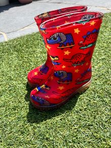 Kids wellies