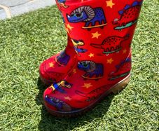 Kids wellies