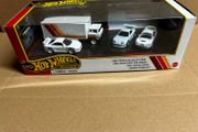 Toyota Diorama Premium Set Hot Wheels