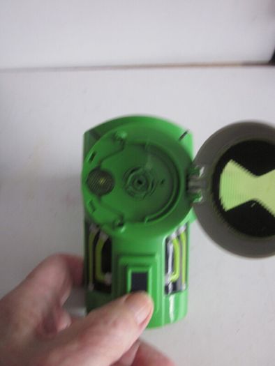 Ben 10 Revolution Ultimatrix Omnitrix Watch 2010 (No Spinner Piece)
