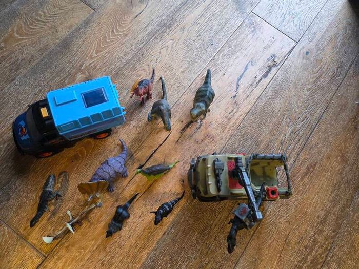 Dino set