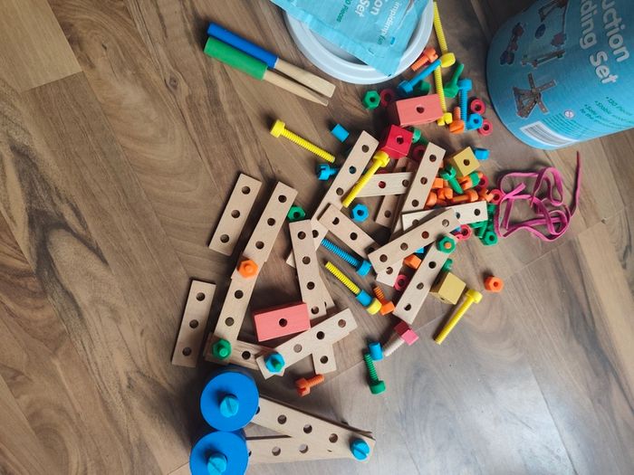 Construction building set wooden