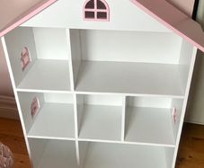 doll house