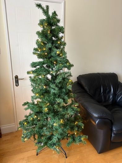 6ft christmas tree with lights and stand