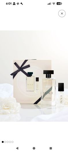 women's perfume / fragrance