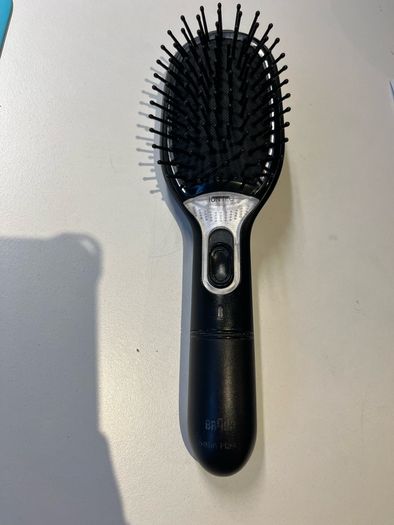 Braun Satin Hair 7 Brush with IONTEC Technology - Black
