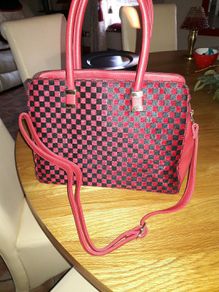 Red Ladies handbag NEW