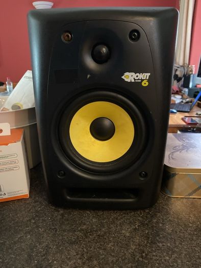 powered monitor