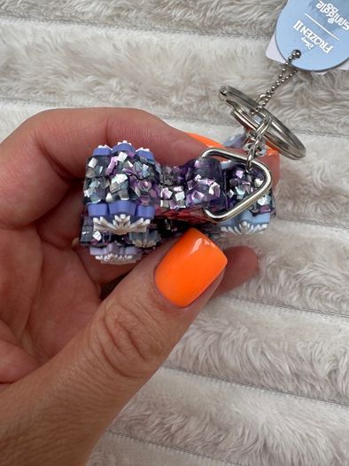Smiggle Frozen 2  Keyring Letter E Please see photos