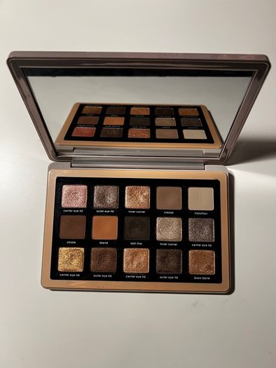 Natasha Denona Glam eyeshadow palette