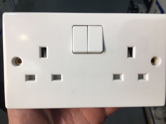 Ultra slim Twin white sockets