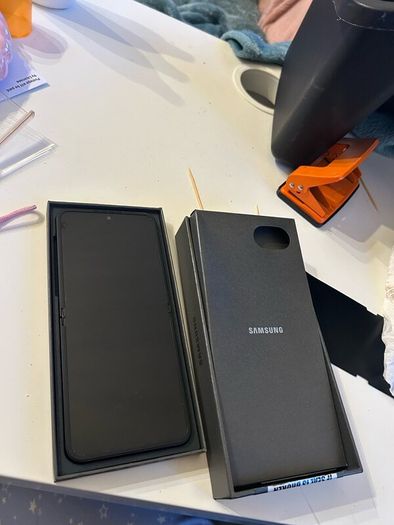 Samsung flip 7fe