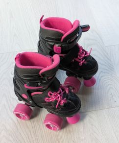 Roller Skates small child size 27-30 or UK 9-12 J