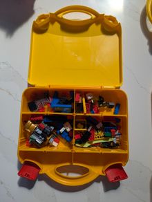 Lego carry case with lego