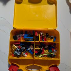 Lego carry case with lego