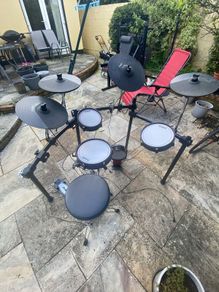 Alesis crimson 2 e-kit