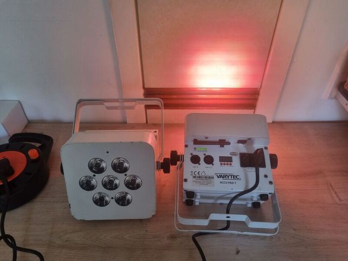 Varytec LED Accu Pad 7 7x10W