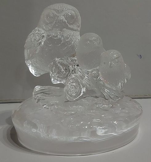 Vintage Royal Crystal Rock owl paperweight