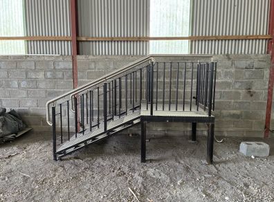 Prefabricated Access Steel Steps & Landing