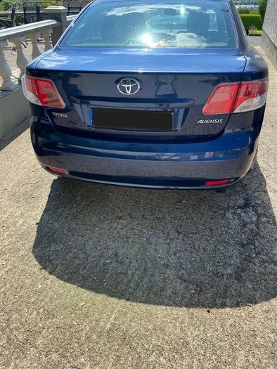 Toyota Avensis 2010