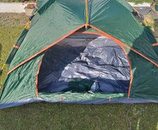 Quick pup up tent