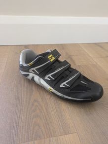 Mavic Peloton road cycling shoes and cleats