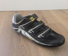 Mavic Peloton road cycling shoes and cleats