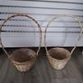 2x flower pots/planters/baskets Image 5