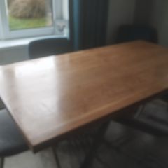 Extending dining  table
