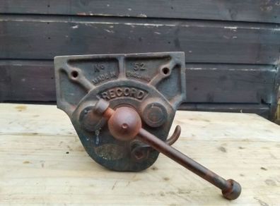 Record No. 52 - Carpenters woodworking vice