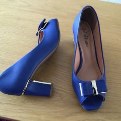Ladies shoes