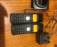 2 x Panasonic KX-TGA720E with charger WORKING
