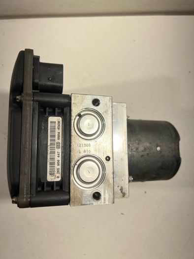 BMW 5 Series F10 F11 520d hydraulic block control unit ABS DSC 6852808 6852811 a1l3b2
