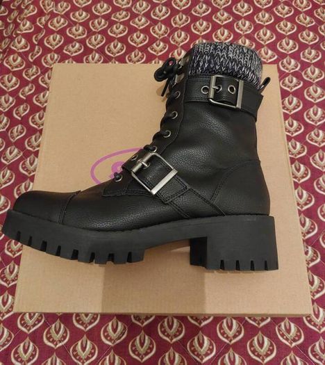 Schuh Ranger Boots Brand New Postage Included