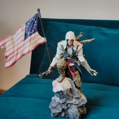 Assassin's Creed III Freedom Edition Statue